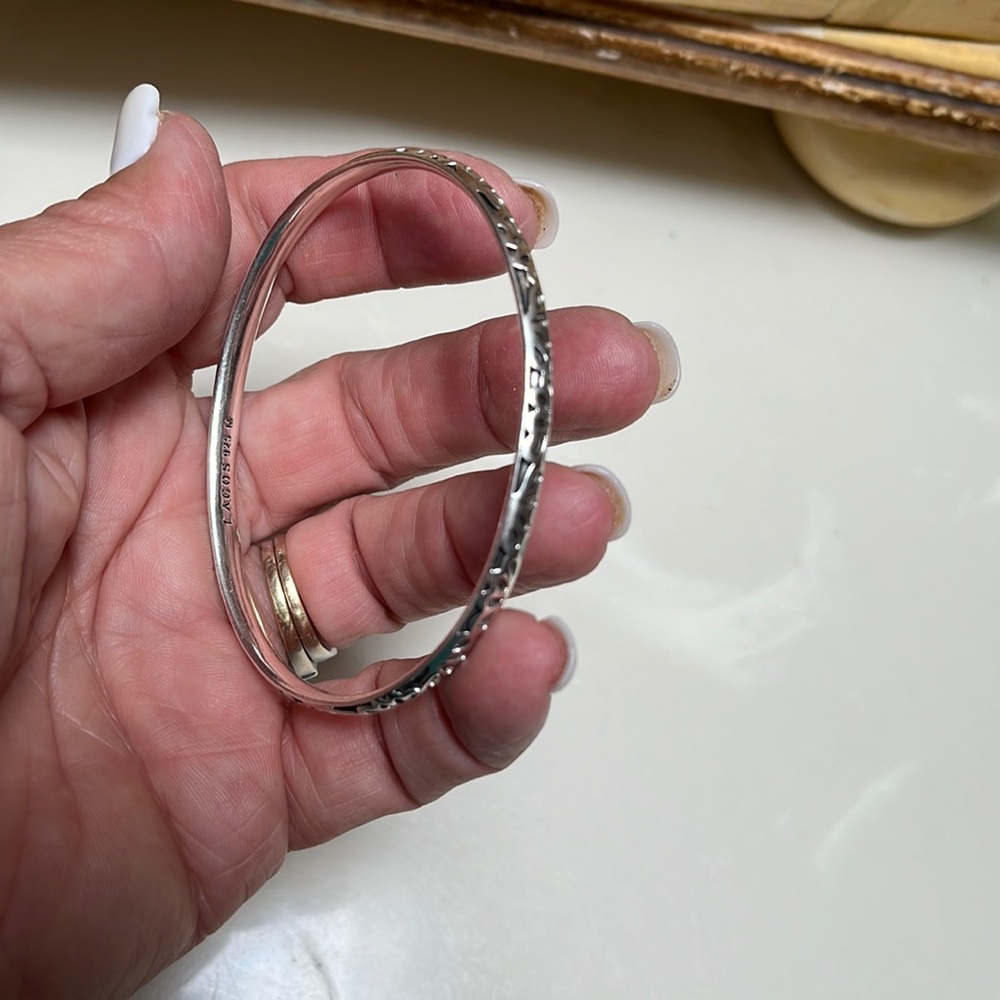 Lagos authentic oval bangle with textured detail